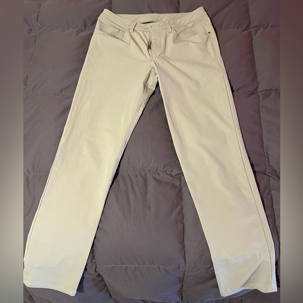 Men’s Lululemon ABC pant - Sz 32